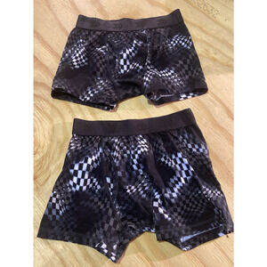 2 Pair All in Motion Fruit Loom Hanes Boxer Briefs Tagless Boys Sz 8-NWOT